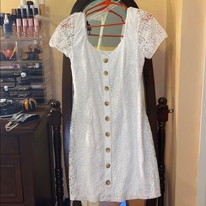 Buttoned down floral white dress